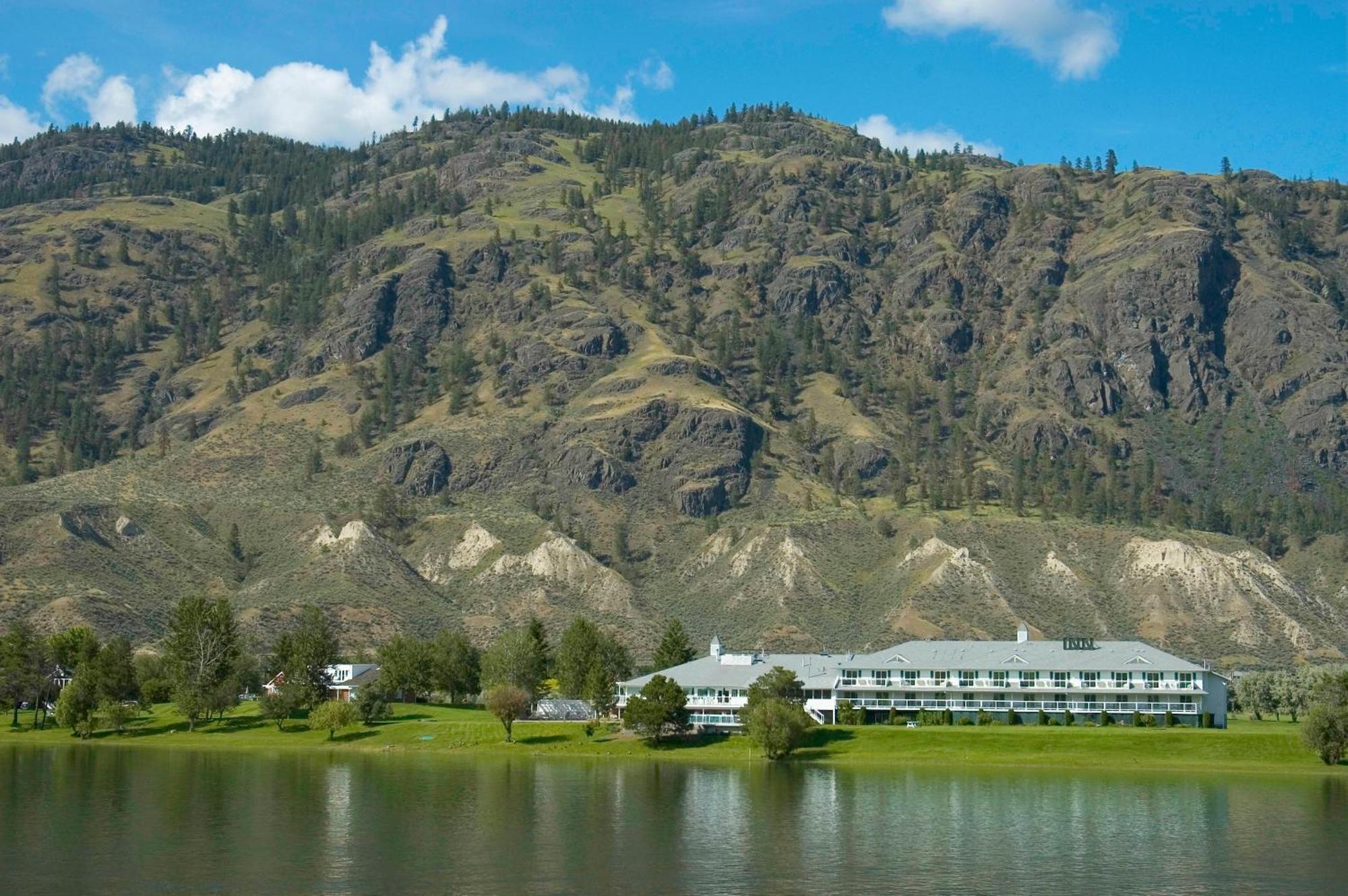 South Thompson Inn & Conference Centre Kamloops Esterno foto